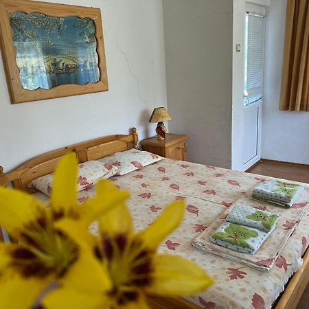 Vacation Home Yoanna Tryavna Ngoại thất bức ảnh